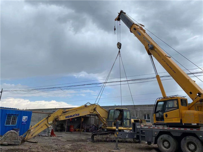 沽源县25吨吊车的工作半径是多少？